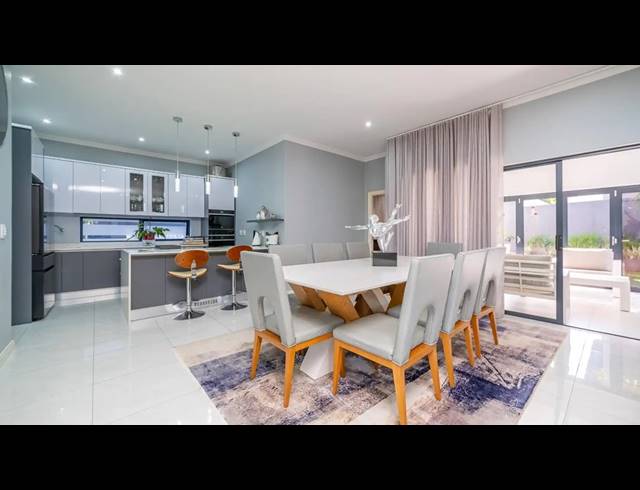 4 BEDROOM CLUSTER FOR SALE IN OLIVEDALE